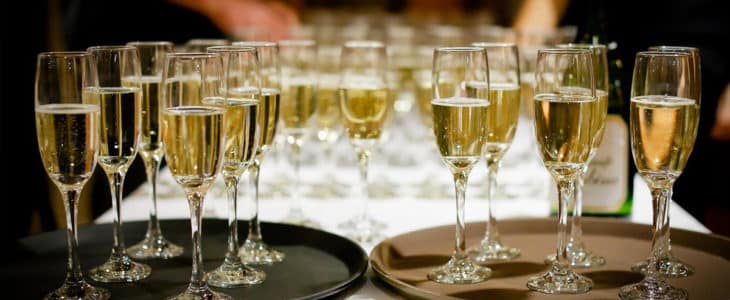 nombre de bouteilles de champagne pour 20 personnes