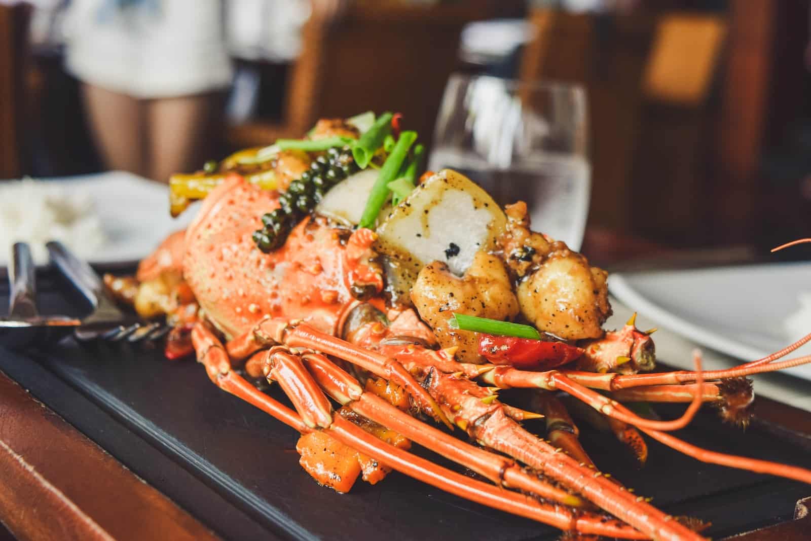 homard et champagne