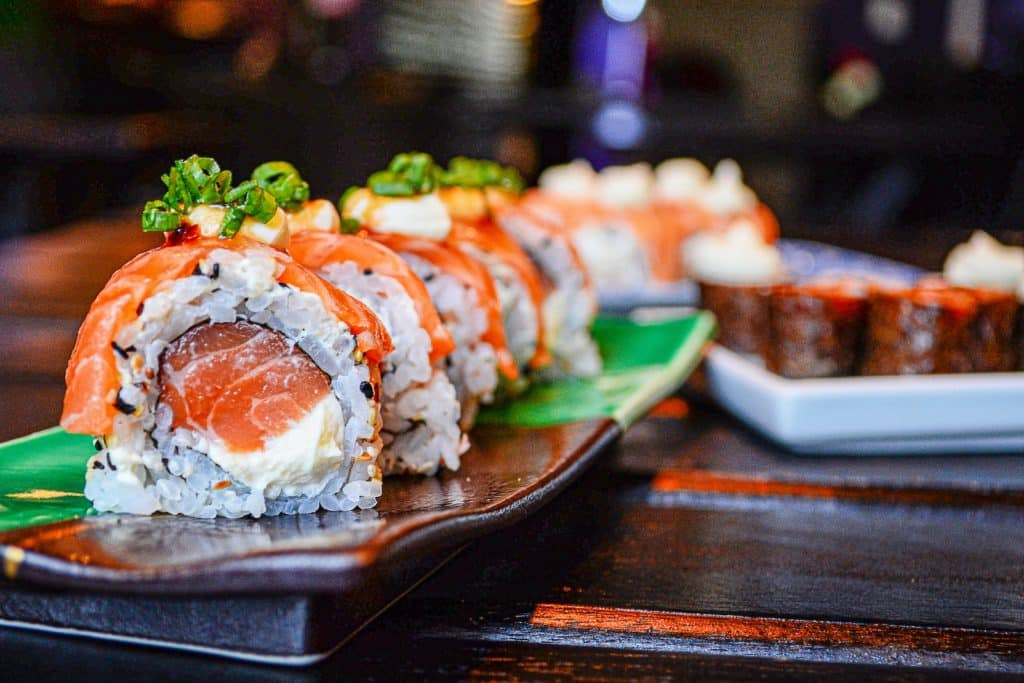 sushi et champagne