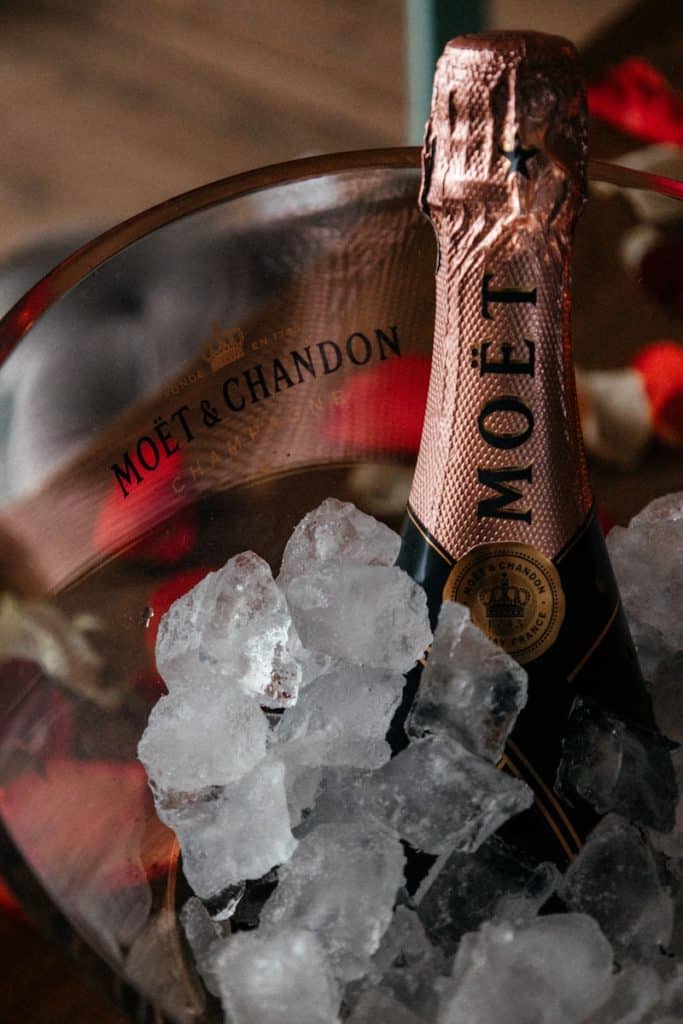champagne Moët & chandon